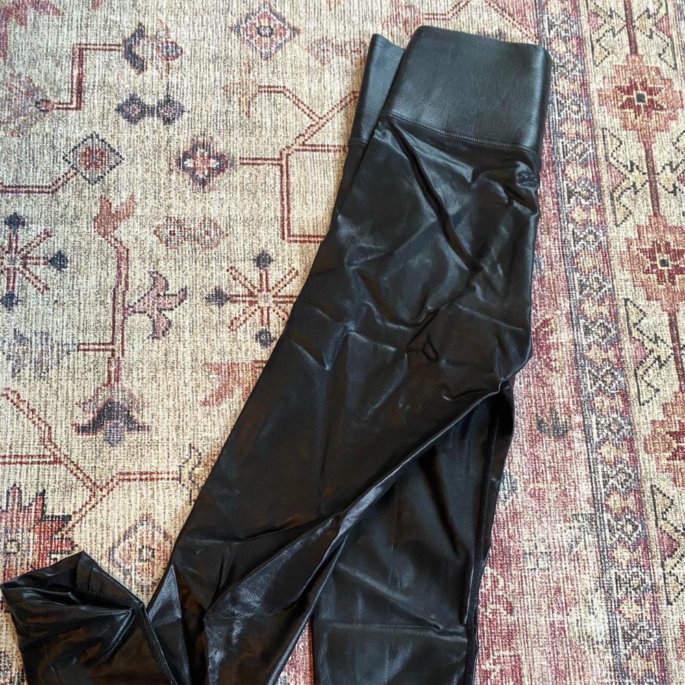 Knix x Birds Papaya faux leather black leggings - XS
